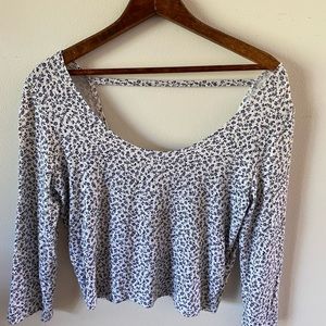 Brandy Melville Cropped Long Sleeve